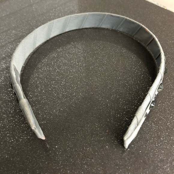 Stunning jewel fancy headband - Picture 3 of 4